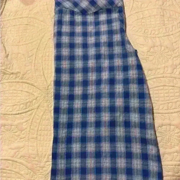 Preowned Women’s Wrangler Button Down Checkered Shirt Size XL W/ pearl buttons - Picture 6 of 9